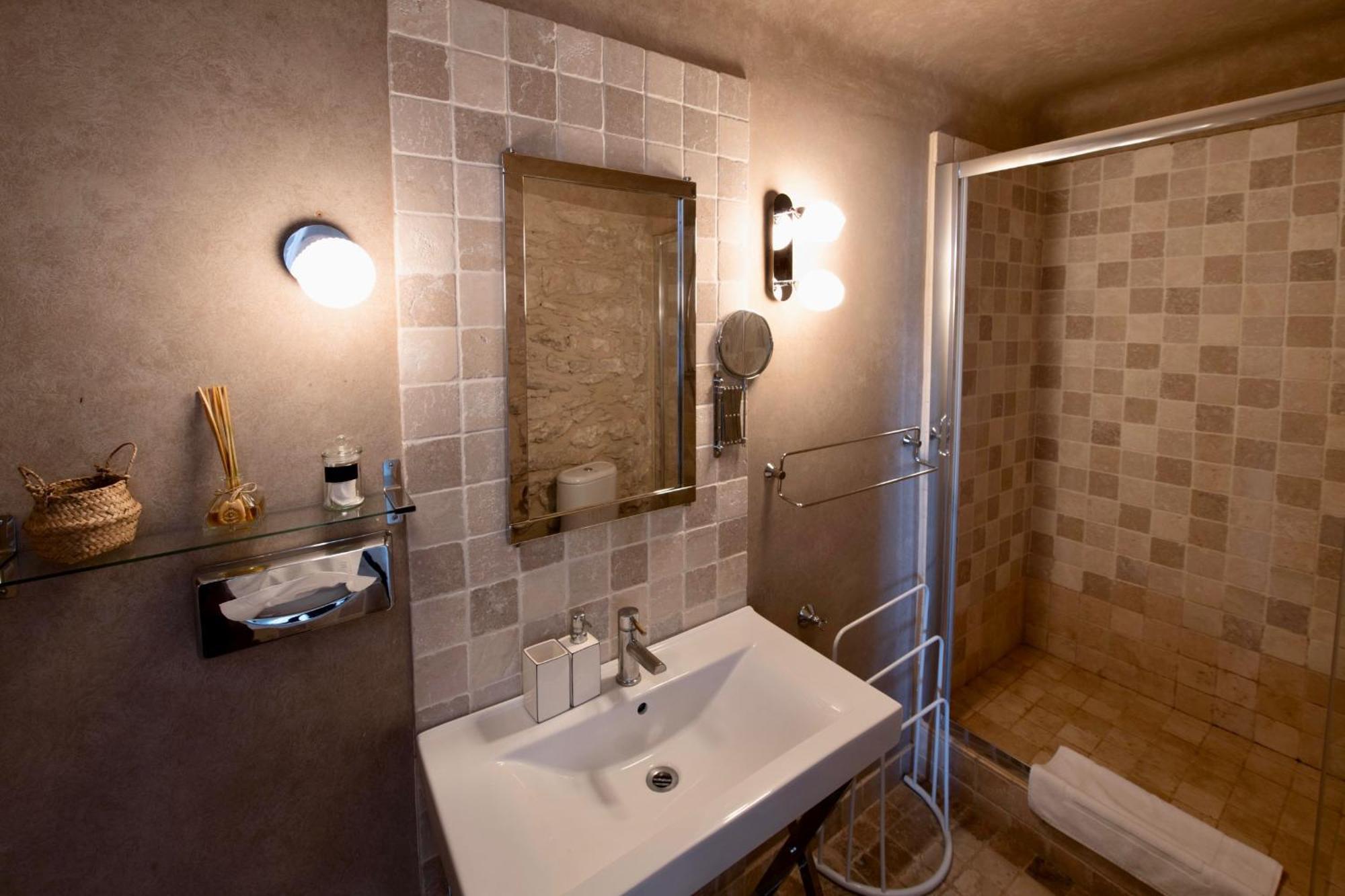 Au Ralenti Du Lierre Hotell Beaumettes Eksteriør bilde